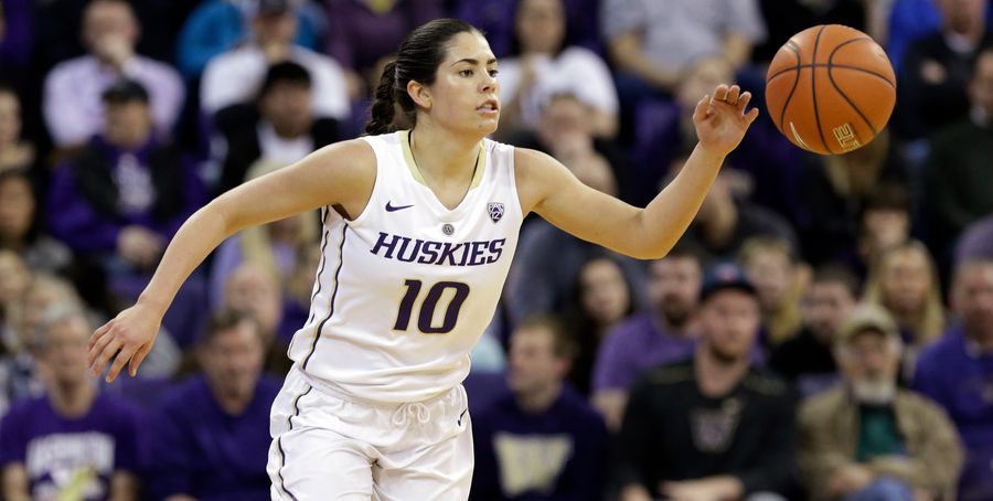 Washington&#39;s Kelsey Plum Drops 57 To Become NCAA Women&#39;s Basketball All-Time Leading Scorer
