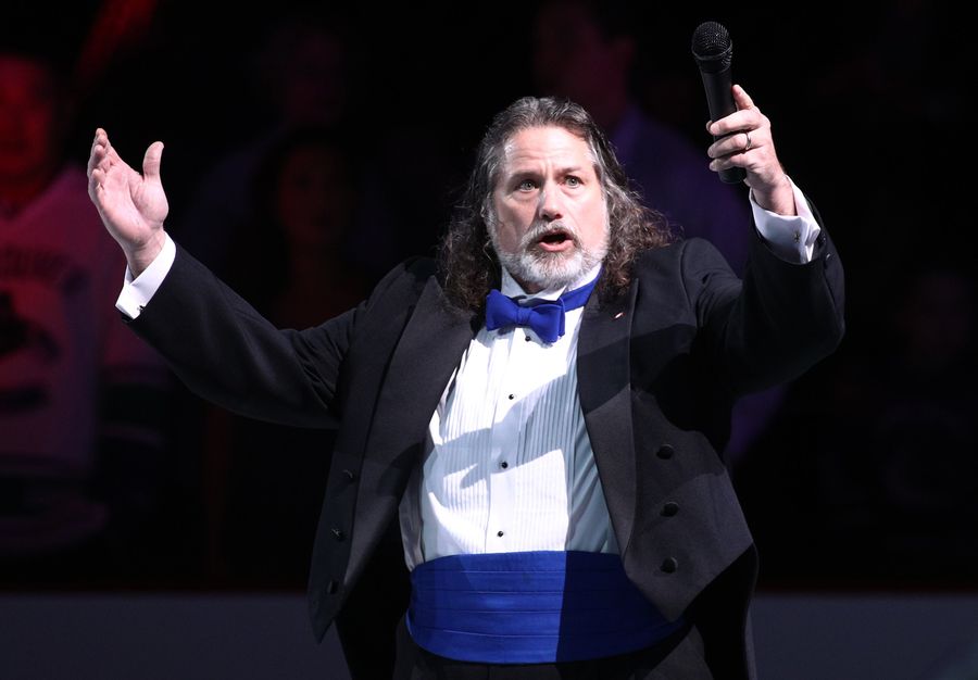 Canucks ice anti-mask anthem singer; Wisconsin falls to Marquette in literal last second