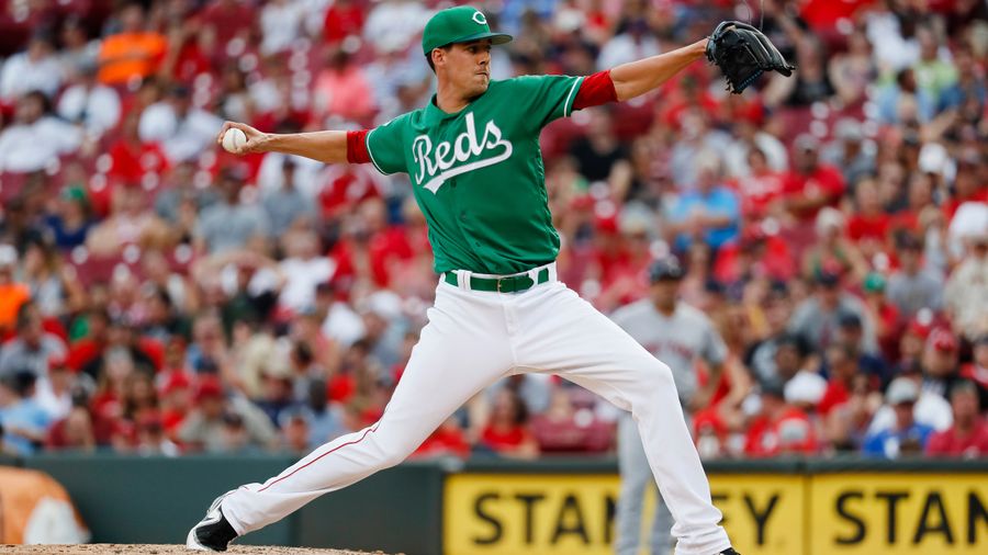 Luke Farrell Pitched A Scoreless Inning Against His Dad's Team, Like A Real Ingrate