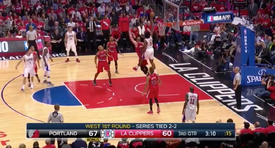 DeAndre Jordan Jams It All Over An Unsuspecting Mason Plumlee