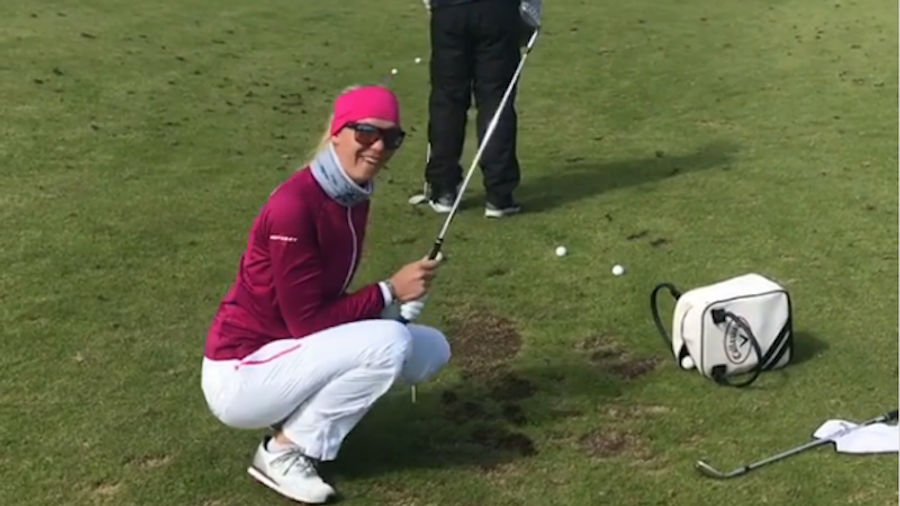 LPGA Pro Attempts Phil Mickelson Flop Shot Trick, Brains Caddie