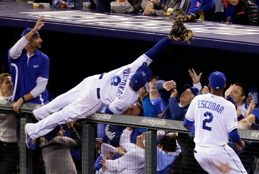 Royals Fans Didn't Let Mike Moustakas Hit The Ground