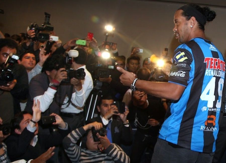 Ronaldinho Called &quot;Brazilian Ape&quot; By Local Mexican Politician