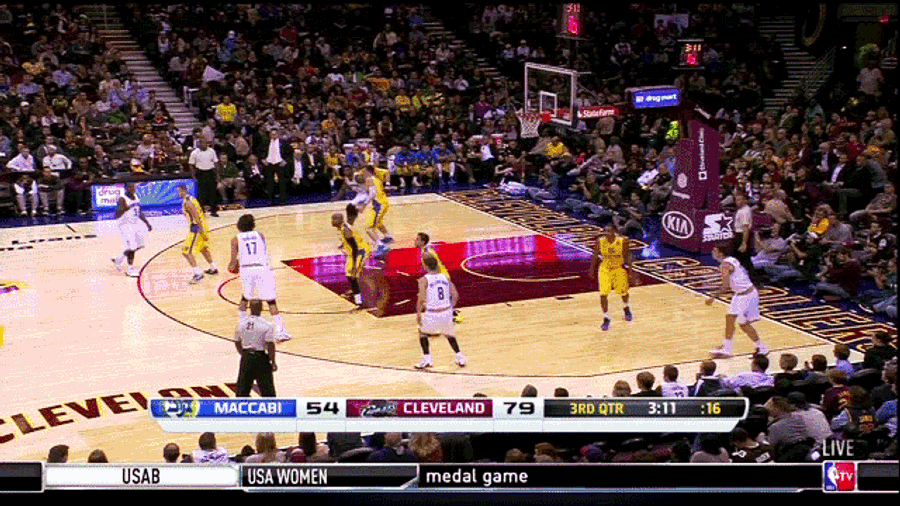 It&#39;s The Perfect Alley-Oop!