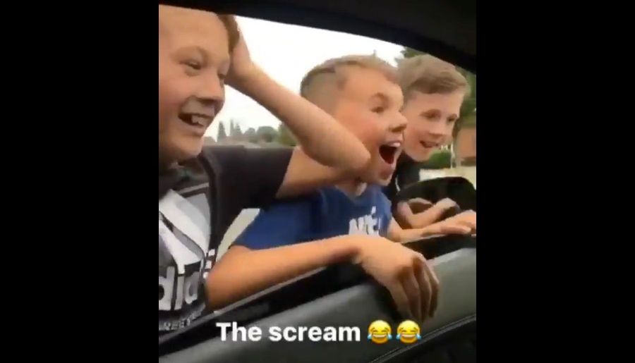 Little British Lads Flip Their Shit After Meeting Manchester United&#39;s Jesse Lingard