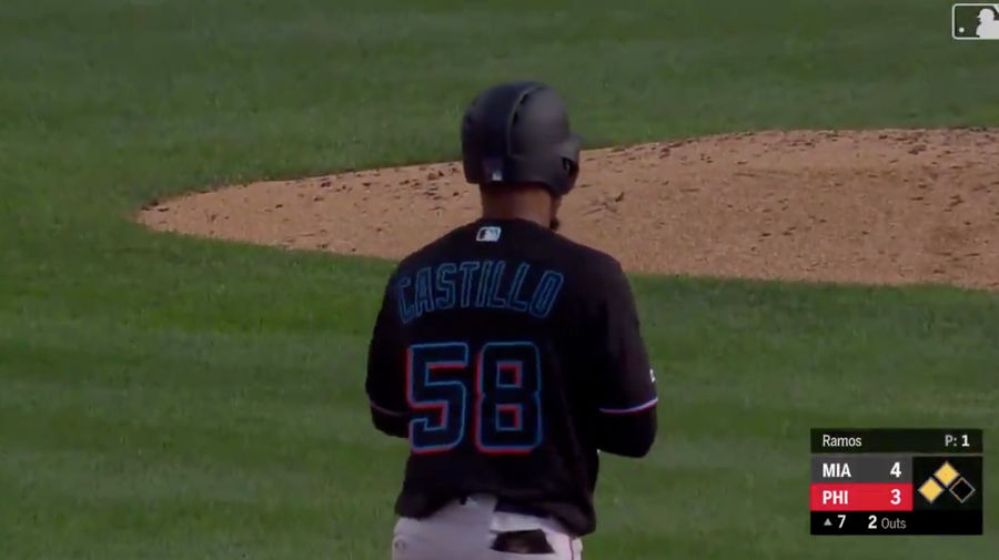 Wilkin Castillo's First MLB Hit In Over A Decade Was A Go-Ahead RBI Double