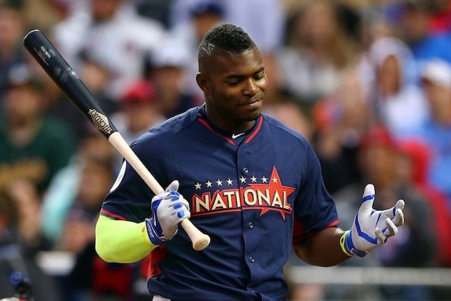 Yasiel Puig Nearly Dies Of Fright In Thunder Storm