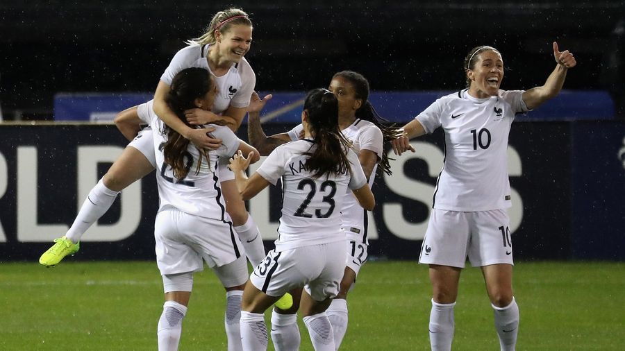 USWNT Concedes A Pair Of Easy Goals To France