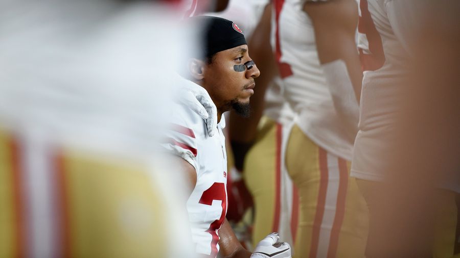 49ers Safety Eric Reid Returns To Kneeling For The National Anthem