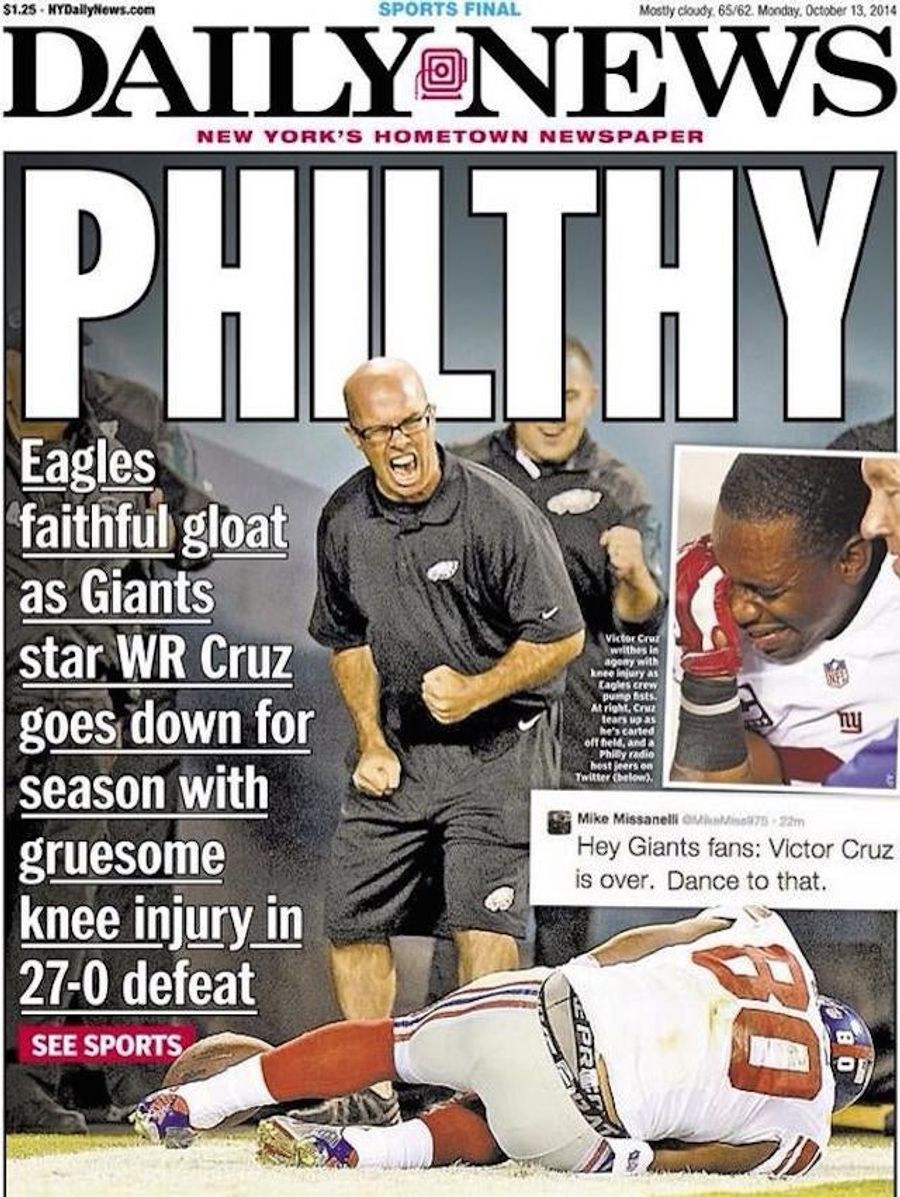 No, That Eagles Employee Wasn&#39;t Celebrating Victor Cruz&#39;s Injury
