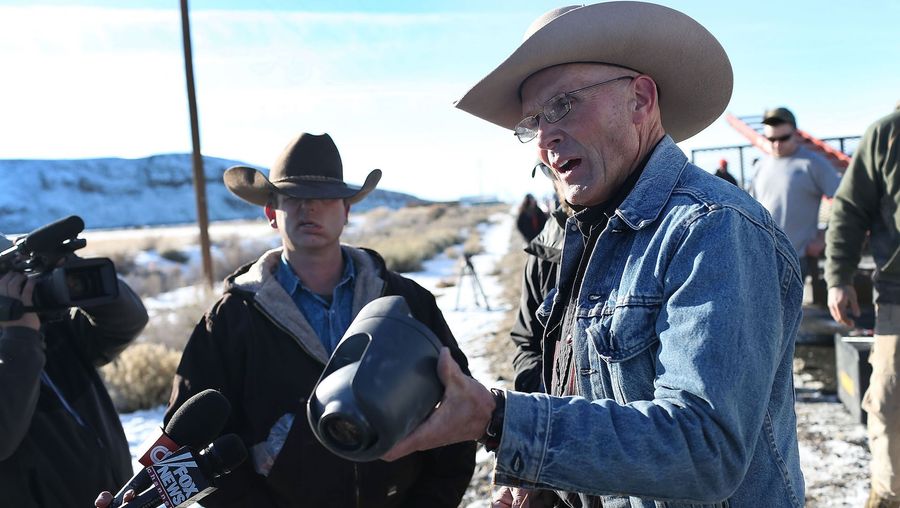 Oregon Militia Idiots Run Free