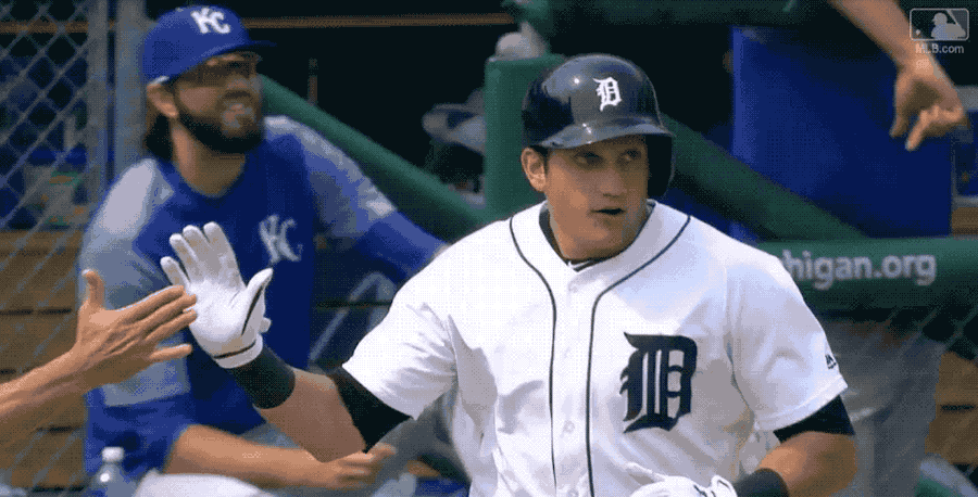 Alex Gordon Turns Mikie Mahtook's Redemption Dinger Into A Spectacular Out