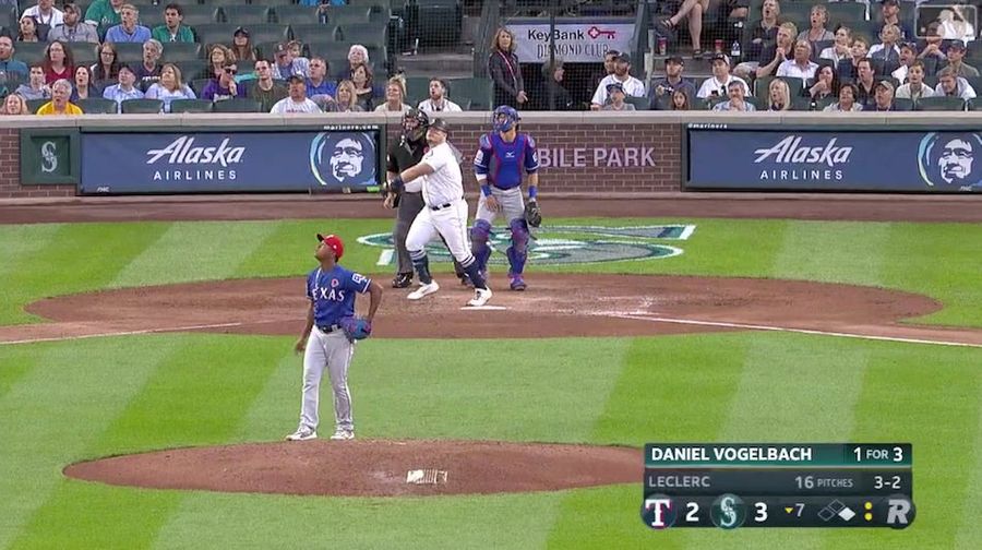 Daniel Vogelbach Hit A Homer So Meaty It Could Feed A Family Of Four