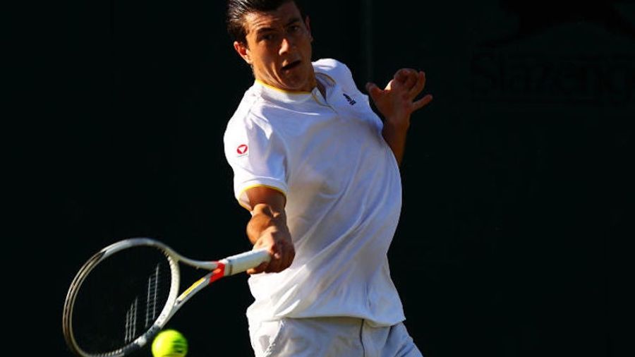 Guy Who Got Serious About Tennis After High School Reaches Wimbledon&#39;s Third Round 
