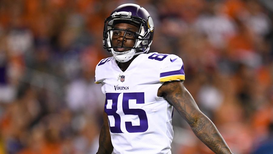 The Vikings Got Another Player To Ditch The Jets With A $75K Signing Bonus
