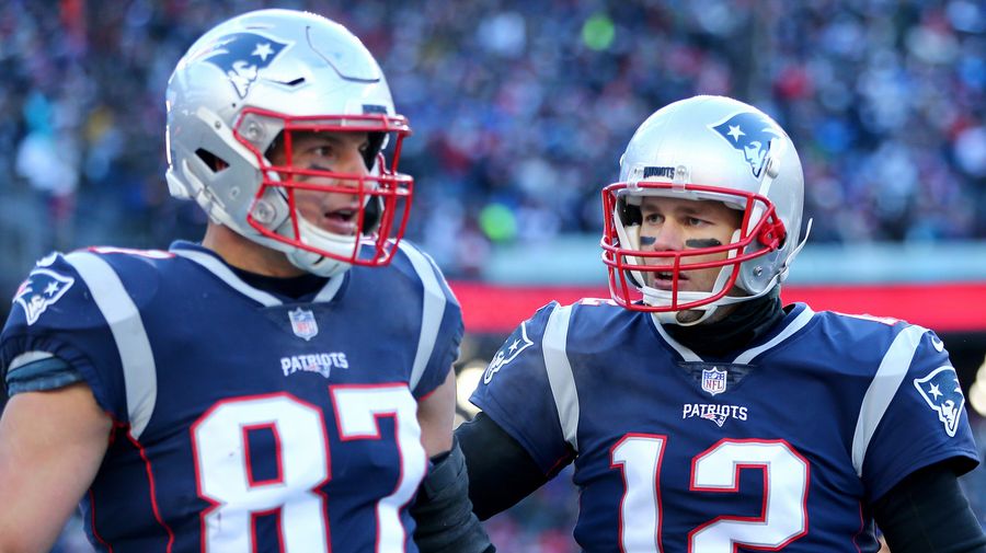 Report: The Patriots Blame Tom Brady&#39;s Quack Trainer For Gronk&#39;s Injuries
