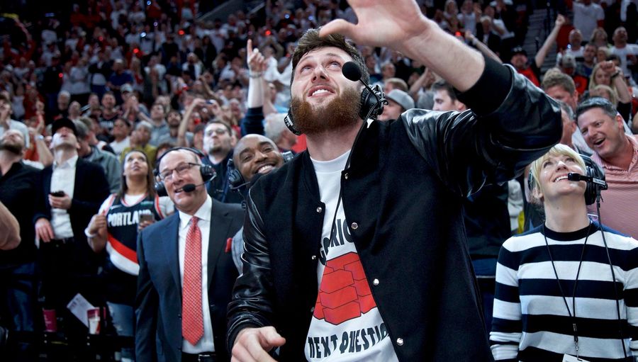 Jusuf Nurkic Hobbled Over To The Blazers' Game To Rally His Team And Roast Russell Westbrook