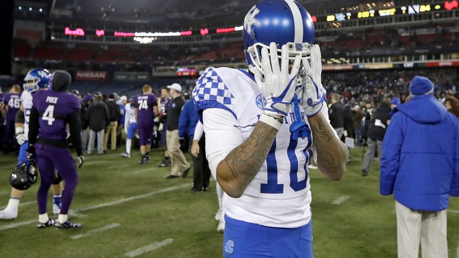 Kentucky Fans Send Threats To Referee After Bowl Game Loss