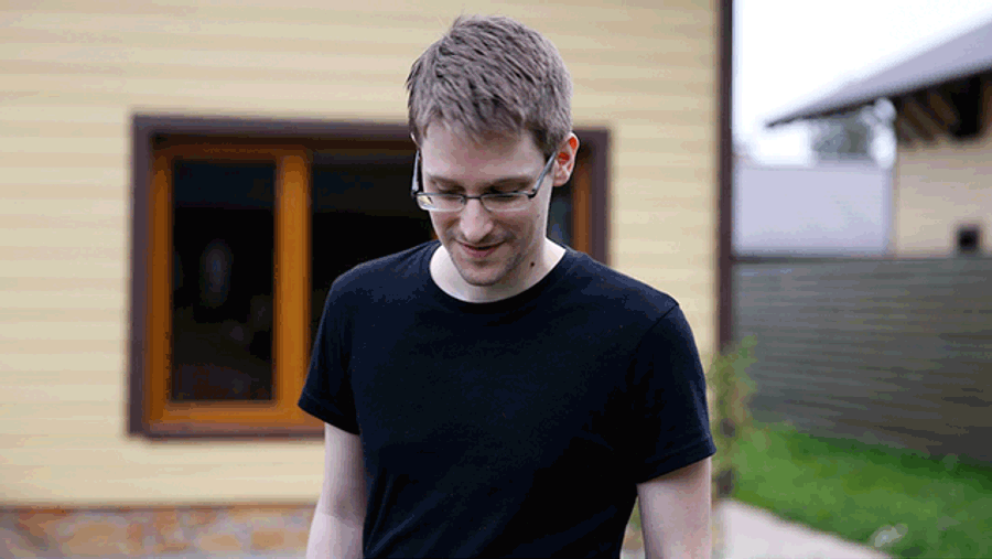 Edward Snowden, Before The Storm: <em>Citizenfour</em>, Reviewed