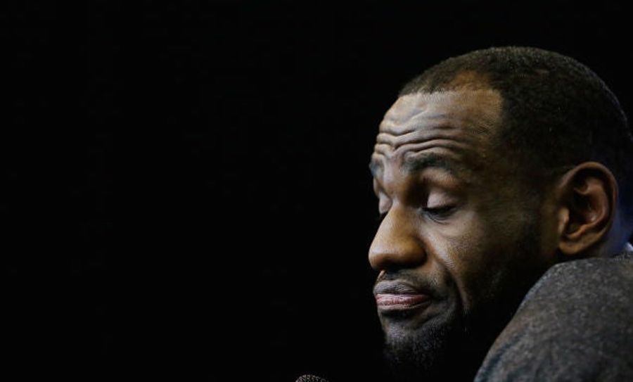 All The Internet Clues That Point To LeBron Going To Cleveland