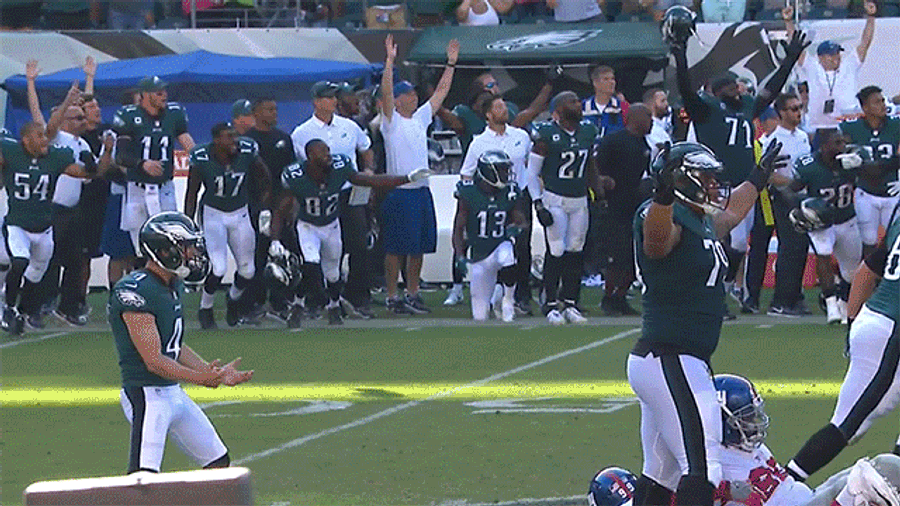 Eagles Beat Giants With Rookie Kicker’s 61-Yard Field Goal With No Time Left