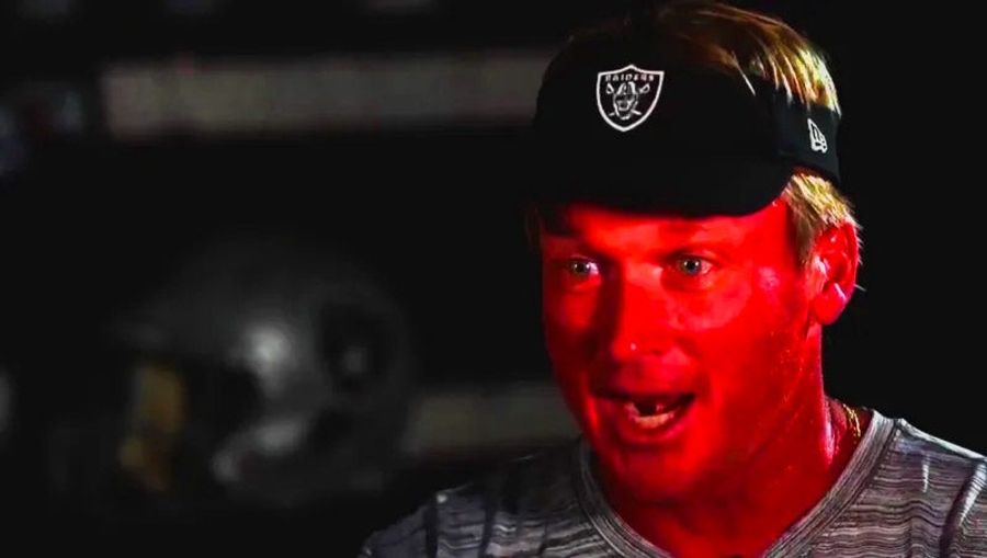 Jon Gruden And Derek Carr Got Into It On The Sidelines