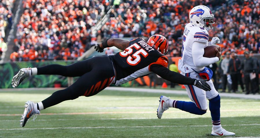 Vontaze Burfict Injures Bills Receiver, Flips Off Home Crowd