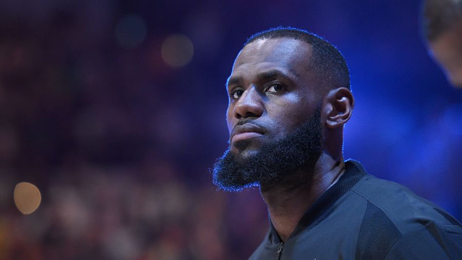 Would It Be Good For The Philadelphia 76ers To Add LeBron James To Their Team?<em></em>