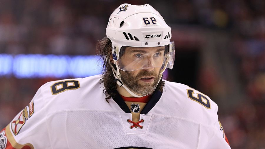Someone Give Jaromir Jagr A Dang Phone Call