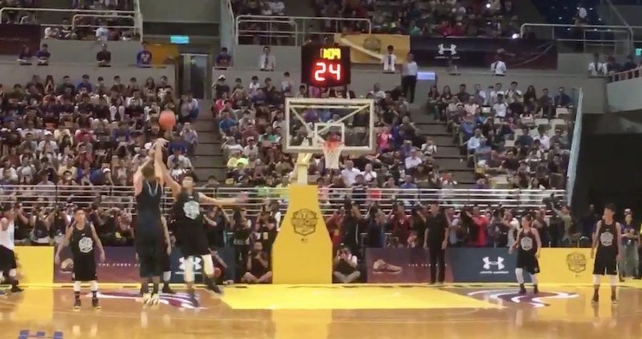 Steph Curry Gets His Shot Blocked By A Teen<em></em>