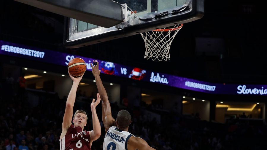Anthony Randolph Scraps With Kristaps Porzingis, Invites Him Outside
