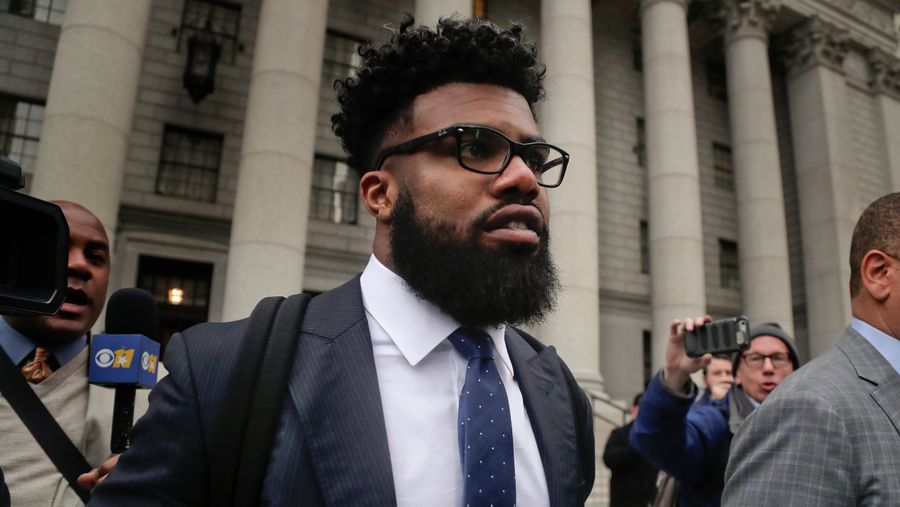 Ezekiel Elliott, Who Was Suspended, Un-Suspended, Suspended, Un-Suspended, Suspended, And Un-Suspended, Is Now Suspended Again<em></em>
