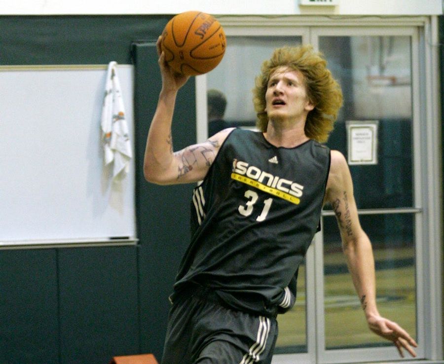 Police Raid Discovers Drugs, Hookers, Ex-Sonics Center Robert Swift
