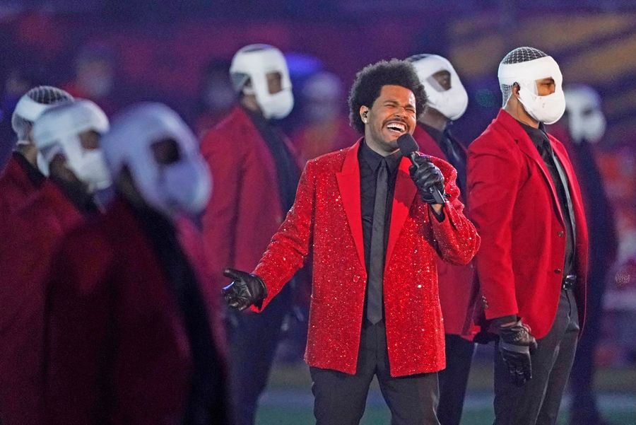 Twitter's best reactions to The Weeknd’s bizarre halftime performance