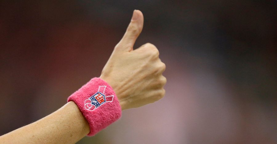 The NFL Can&#39;t Stop Pandering At Women 