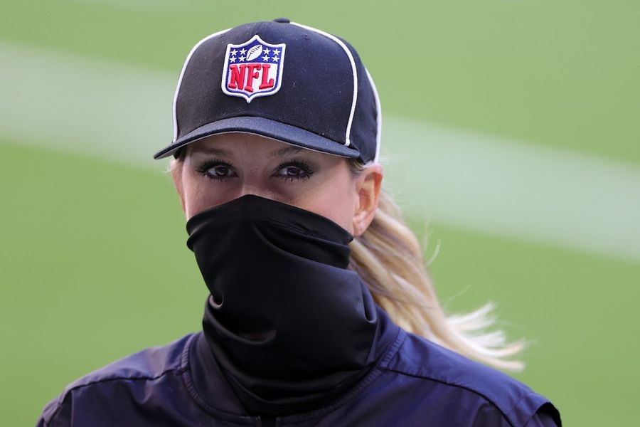 Sarah Thomas provides a bright spot on a bad day for women in sports