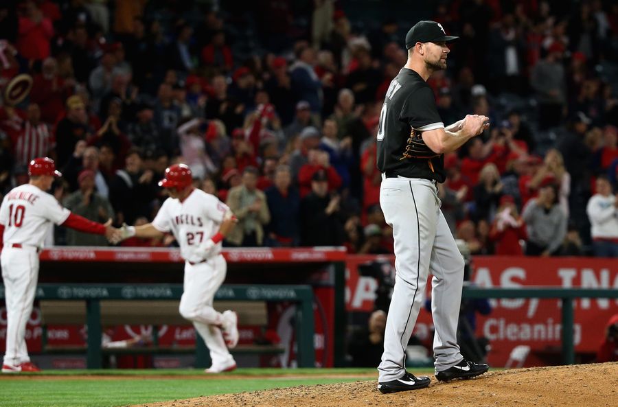White Sox Manager Lets Emotional Attachment To Mike Pelfrey Get Better Of Him