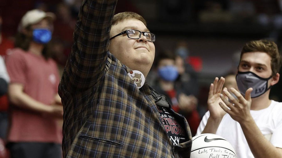 'Bama fan’s COVID-19 related death following Men’s March Madness visit prompts Indiana health investigation