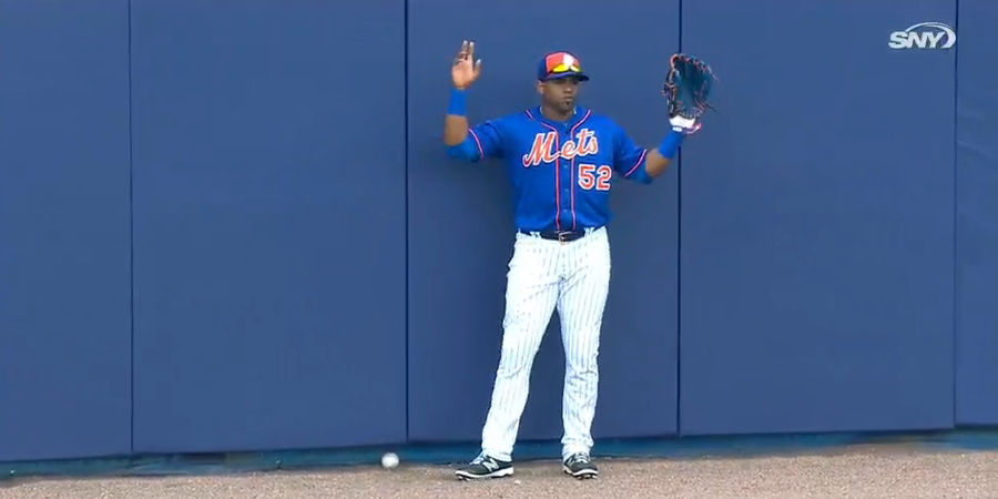Yoenis Cespedes Decides Ball That&#39;s <i>Right There</i> Is Unplayable, Allows Inside-The-Park Home Run