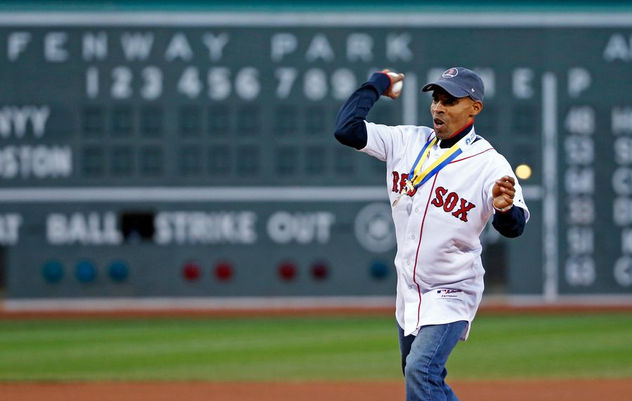 Meb's Yankees-Red Sox First Pitch Not Total Disaster
