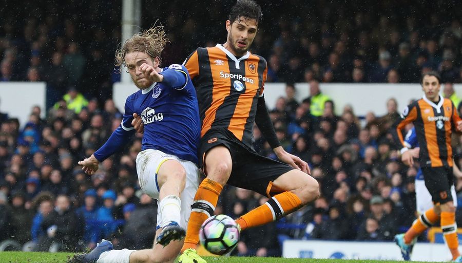 Italian Soccer Guy Playing In England Misses Pasta And The Sun