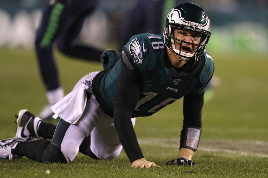 Welcome to the Same Old NFL, Where 41-Year-Old Josh McCown Has a Job and Colin Kaepernick Doesn’t