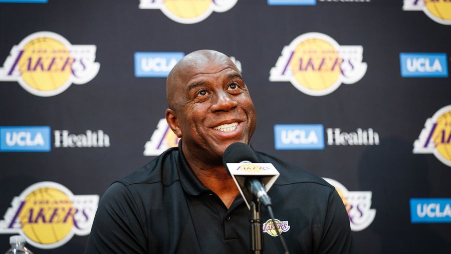 At Least Magic Johnson&#39;s Phone Calls About Anthony Davis Are Finally Being Answered