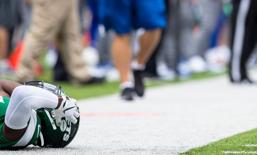 Jets Start Their Gagging Early In The Season, Blow 16-0 Second-Half Lead To Bills