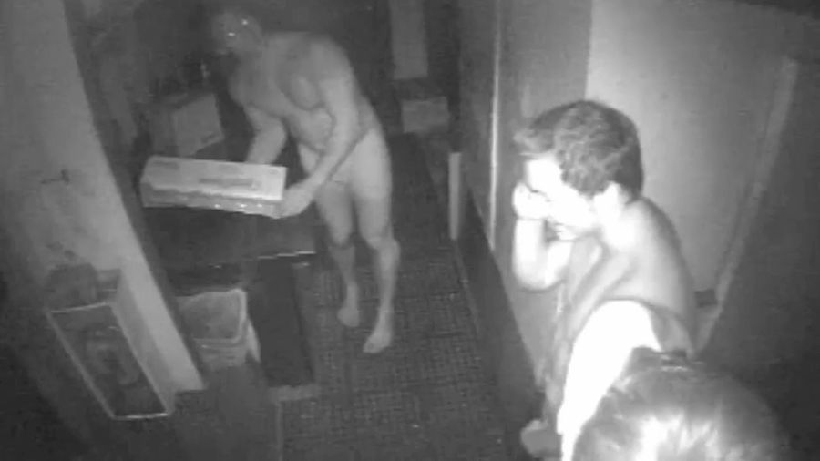 Naked Burger Thieves On The Lam In Florida Beach Town