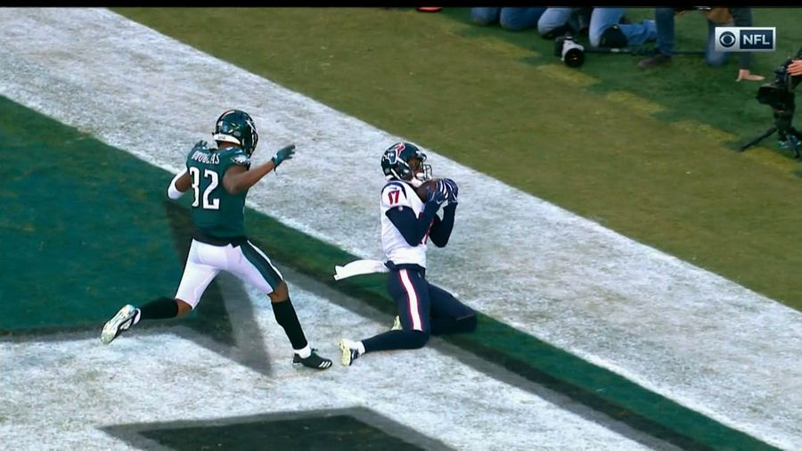 The Texans Lost, But At Least We Got To See This Amazing Deshaun Watson Escape Play