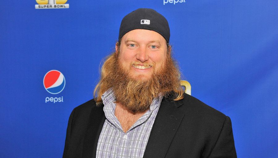 The Jets Released Nick Mangold While He Was In Disney World So He Turned Himself Into A Meme