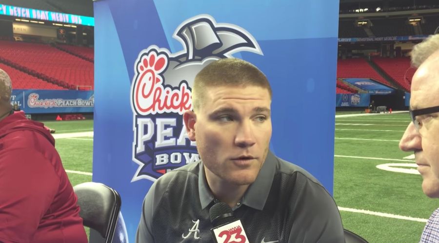 Alabama's Outside Linebackers Coach Will Make $950,000 This Year
