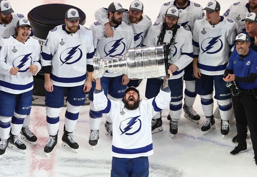 The Lightning eviscerate the Stars, win the Cup, and mercifully send everyone home from NHL bubble