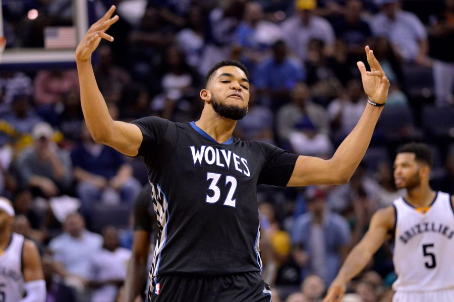 Karl-Anthony Towns's Three-Point Stroke Is Dumb Fun